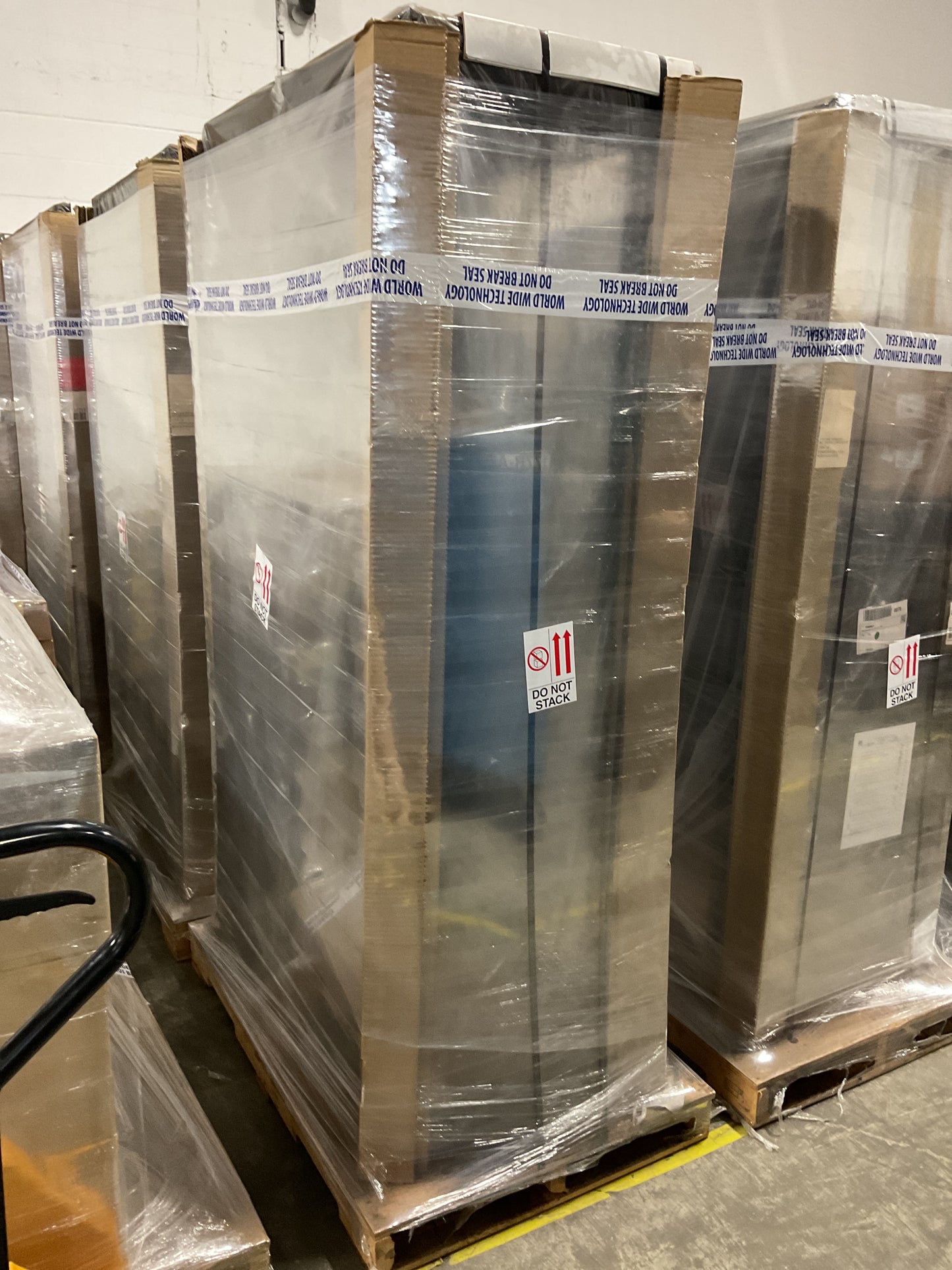 BLACK BOX KZ 42U PERFORMANCE PLUS SERVER CABINET TOCG401984 - NEW