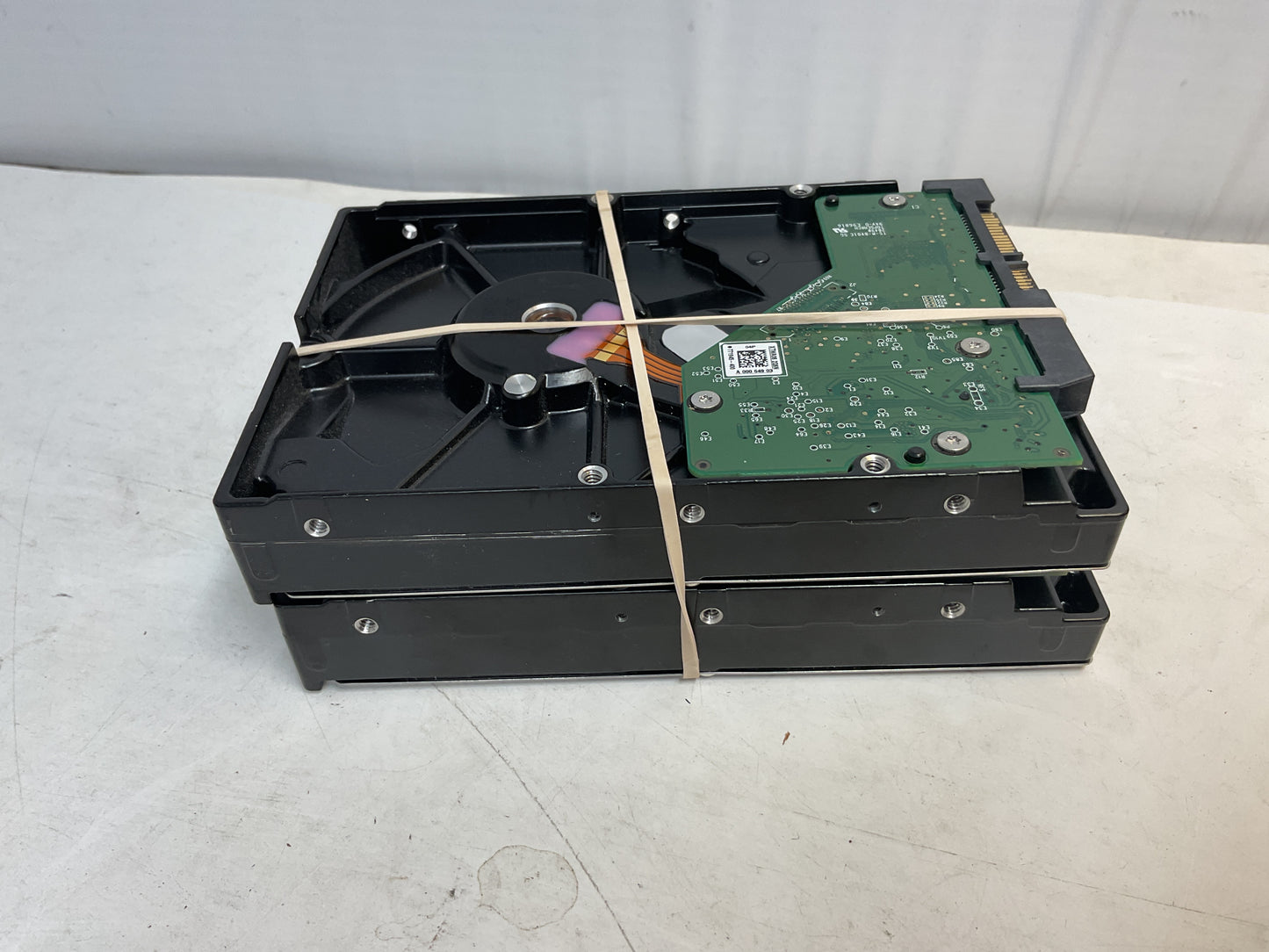 WESTERN DIGITAL HARD DRIVE LOT OF 2 1TB SATA CAVIAR GREEN WD10EZRX - PREOWNED