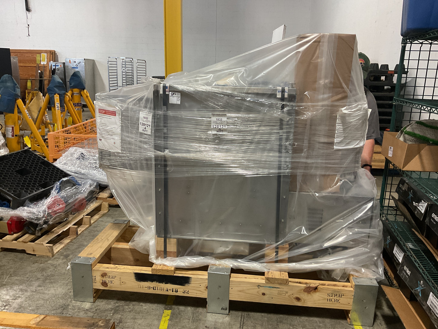 XLT CONVEYOR OVEN X3H-1832-42376 - NEW