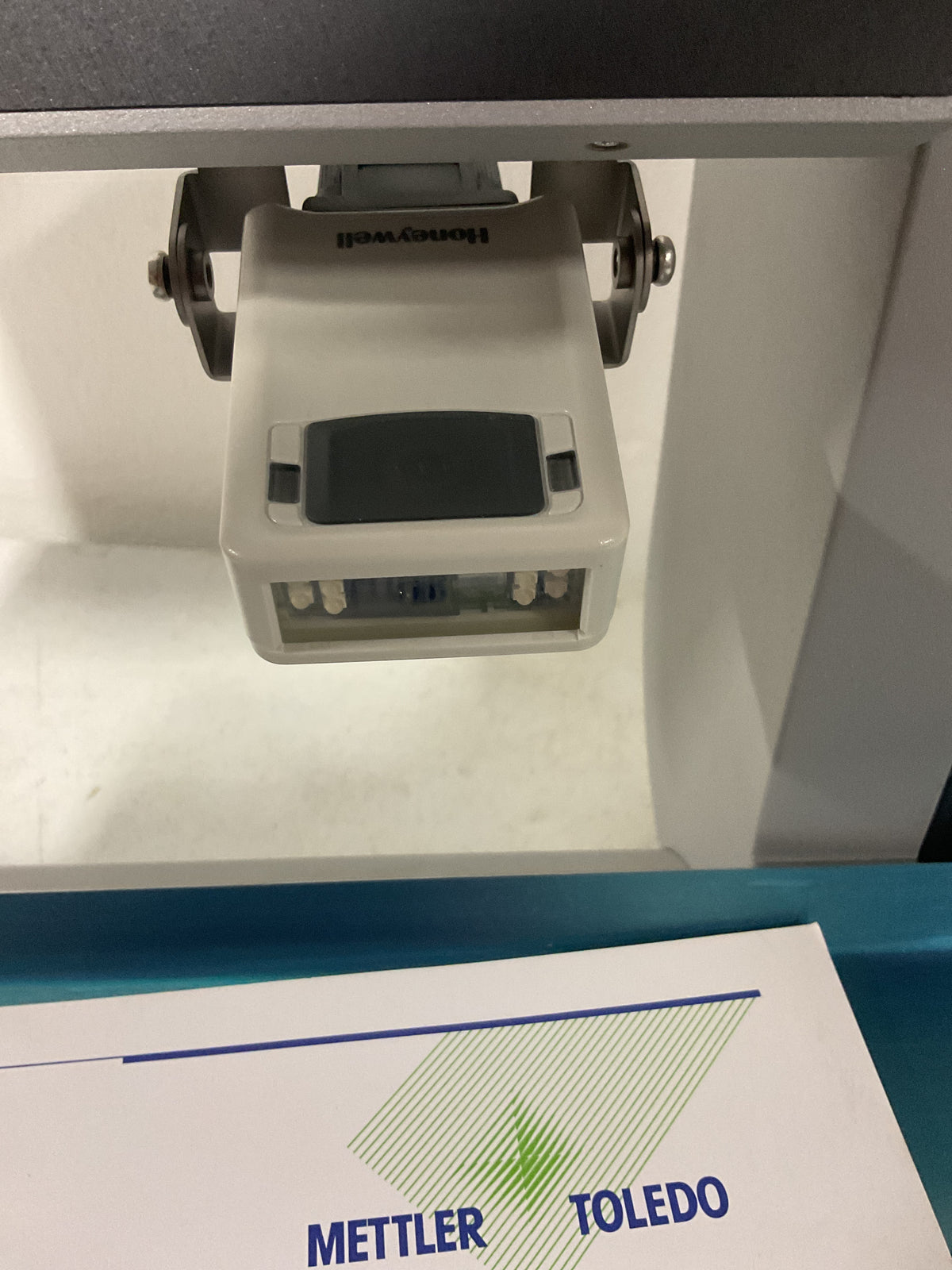 METTLER TOLEDO COMPACT SCALE UC-GT - NEW