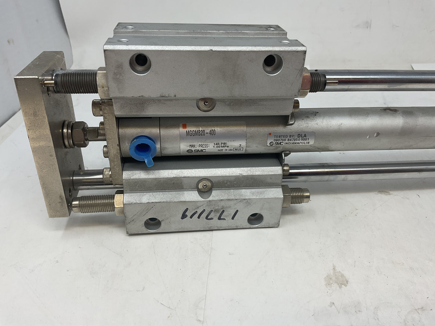 SMC MGGMB20-400  PNEUMATIC CYLINDER - PREOWNED
