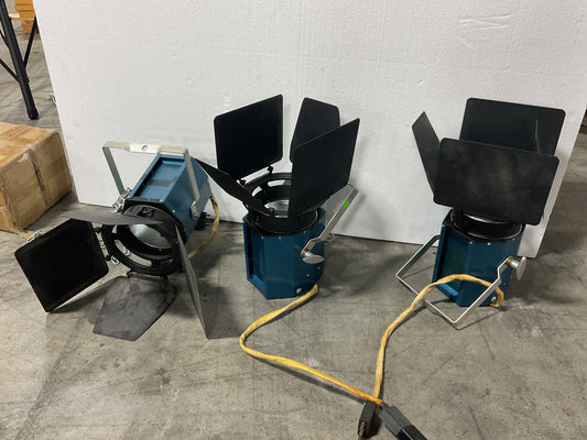 VINTAGE COLORTRAN STAGE LIGHTS SET OF 3 - PREOWNED