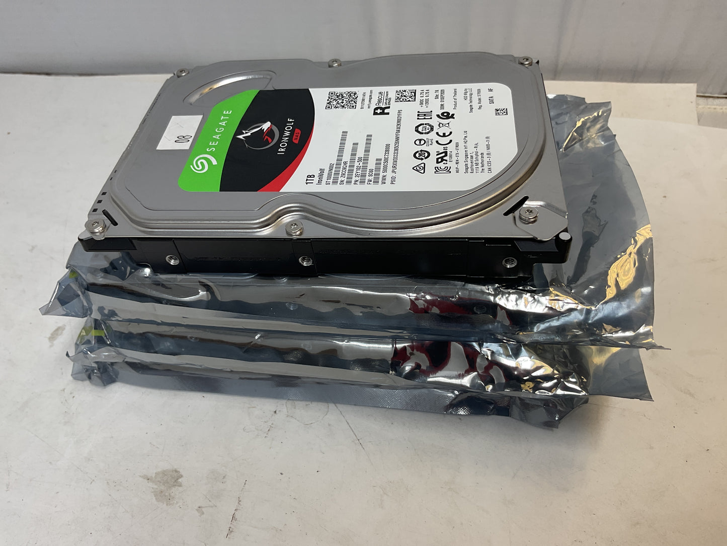 SEAGATE IRONWOLF HARD DRIVE LOT OF 4 1TB SATA ST1000VN002 - PREOWNED