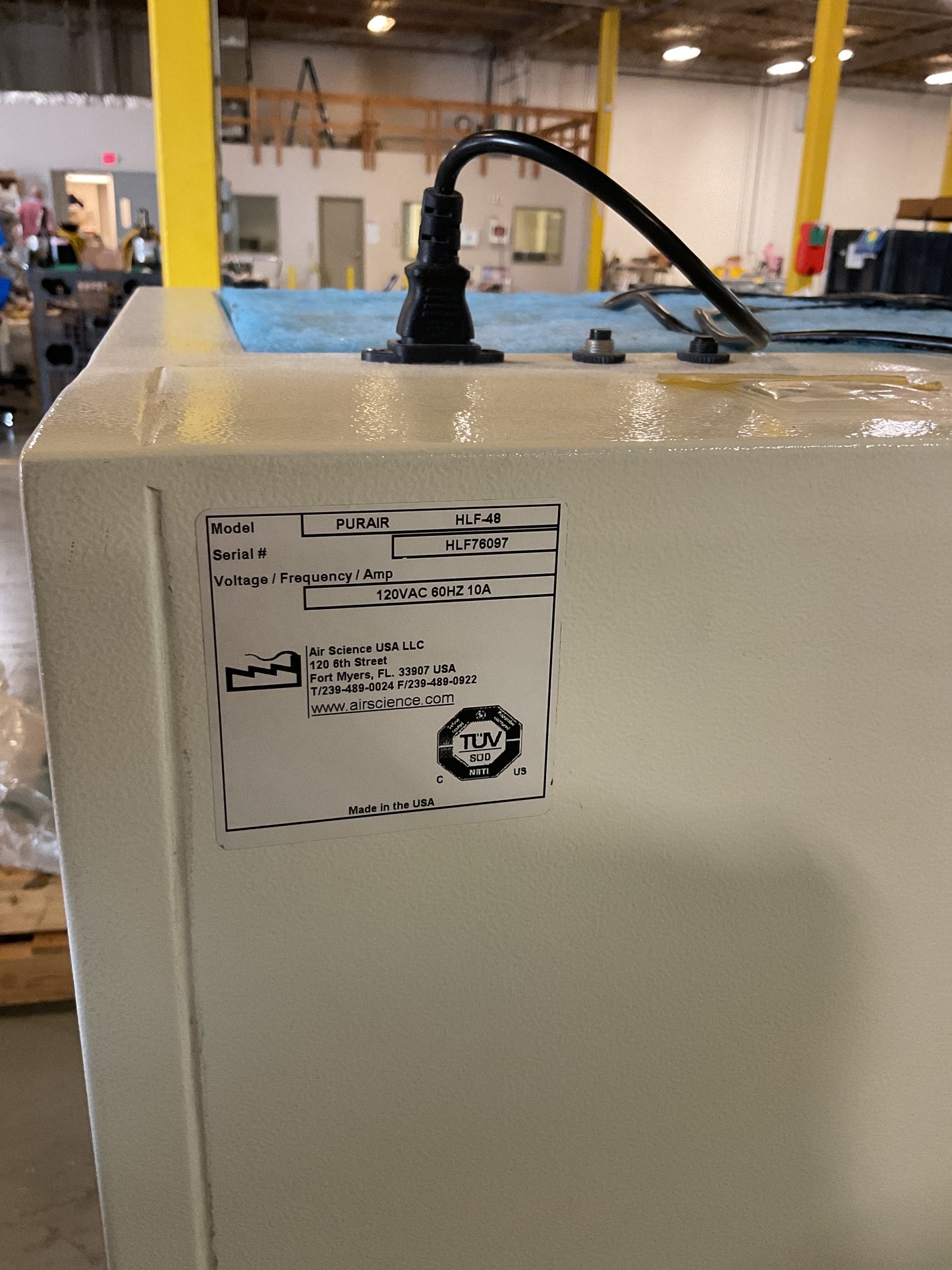 AIR SCIENCE LF SERIES LAMINAR FLOW HOOD HLF-48 #4 -PREOWNED
