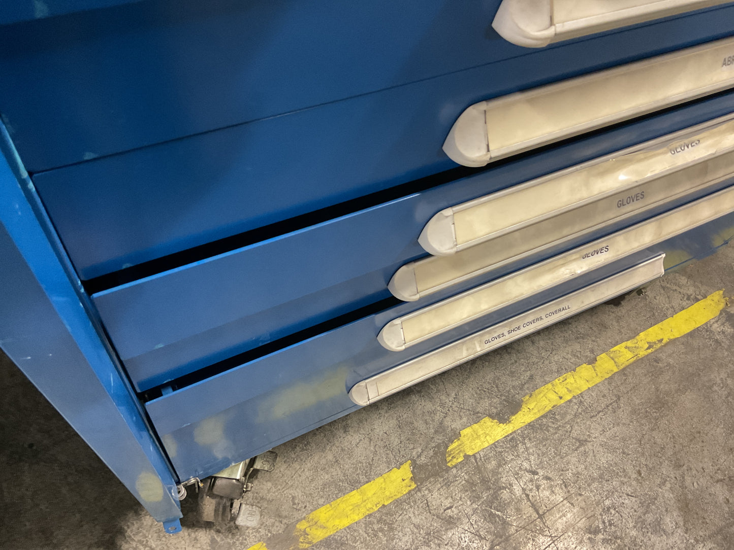 VIDMAR WHEELED STORAGE CABINET TOOL BOX 9-DRAWER 45 X 28 X 50 STEEL BLUE USED 60