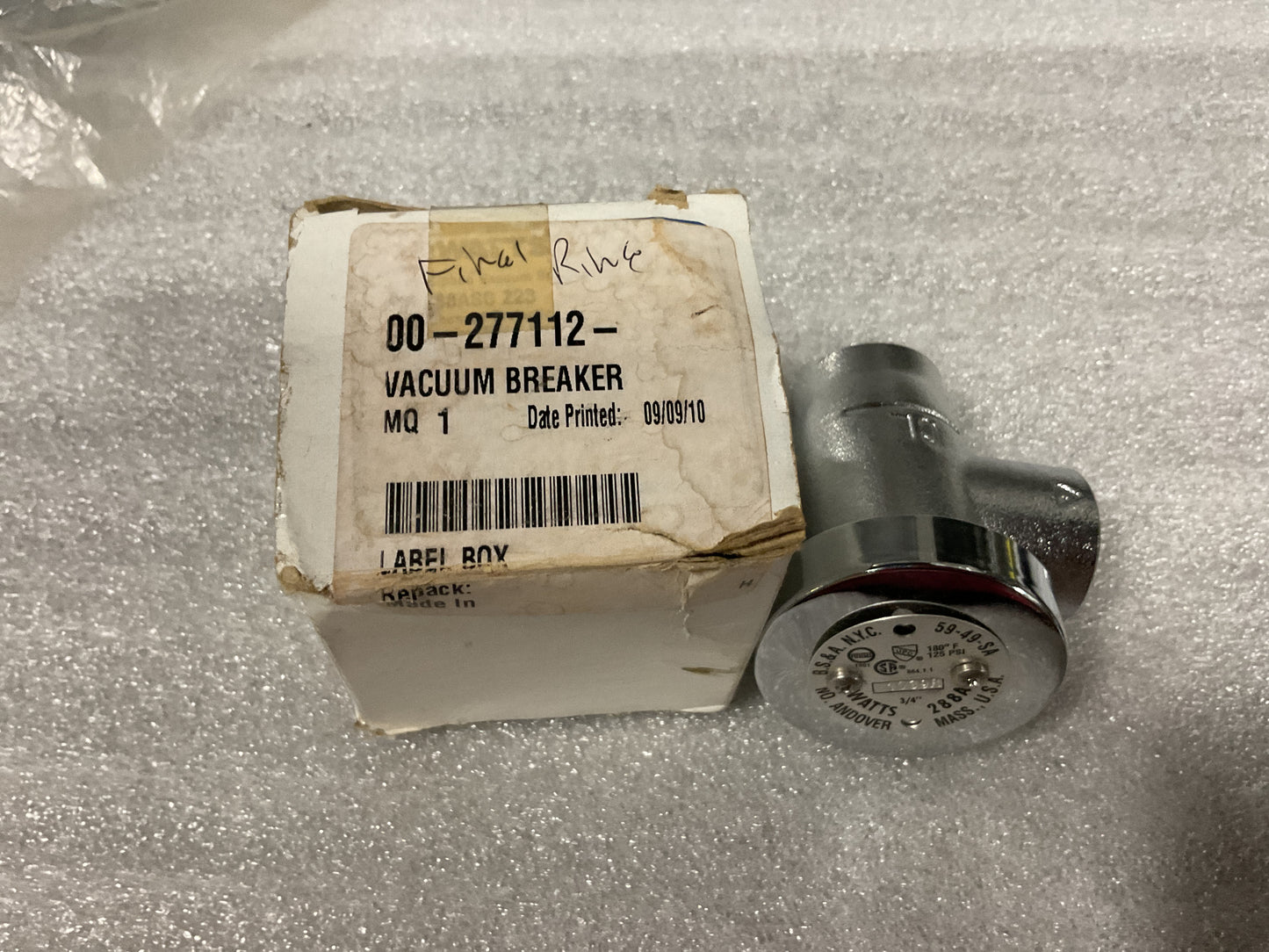 BS&A VACUUM BREAKER 59-49-SA 00-277112 - NOS
