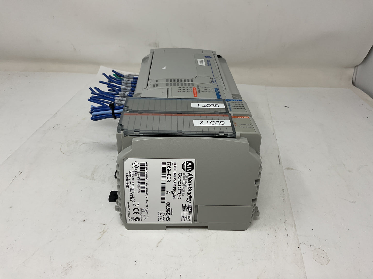 ALLEN-BRADLEY MICROLOGIX 1500 W/ DC IN AC/DC OUT - PREOWNED