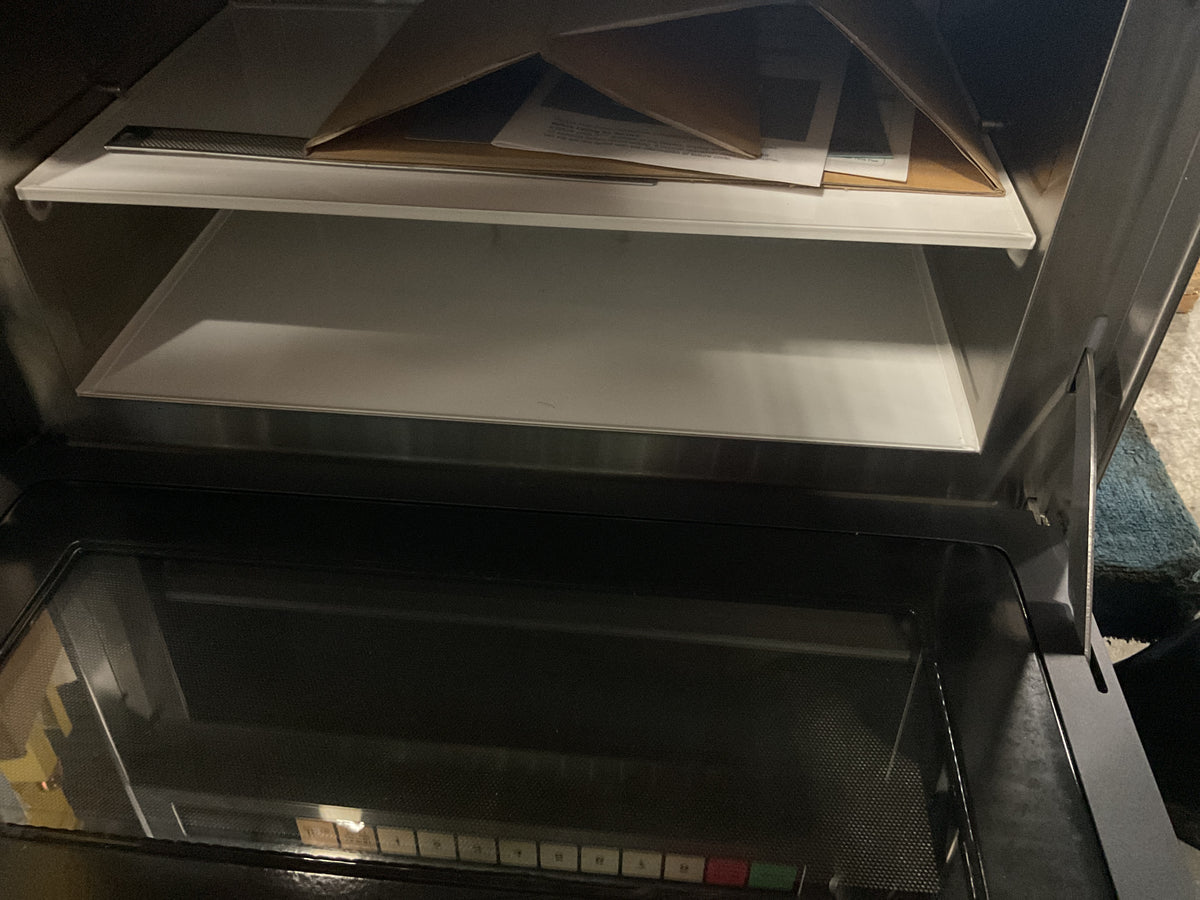 PANASONIC COMMERCIAL MICROWAVE OVEN NE-3280 - NEW
