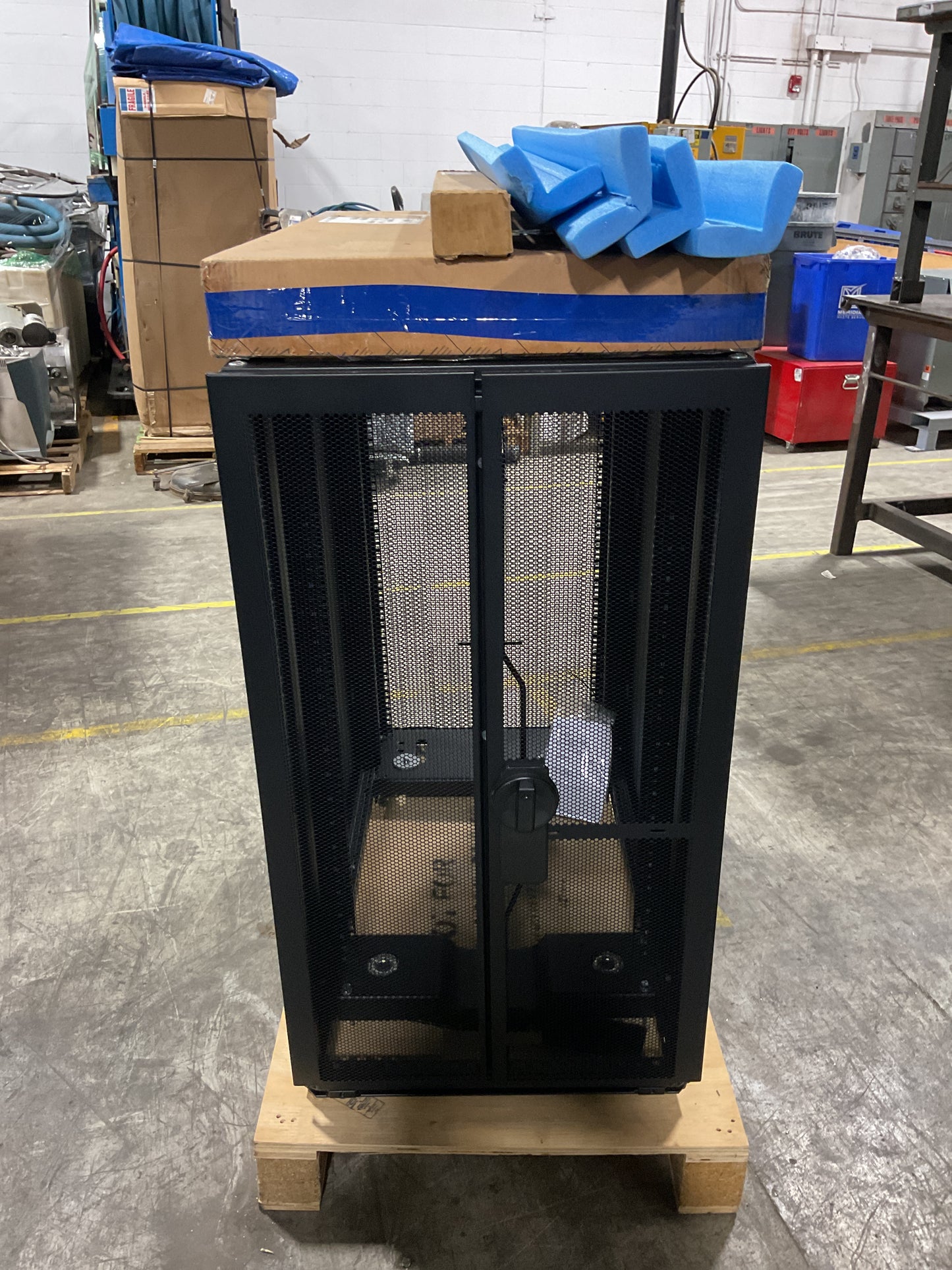 HP SERVER RACK G2 863286-001, 22U - NEW