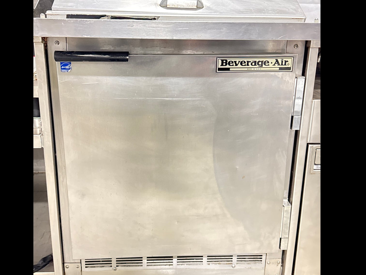 KEVRY PREP TOP MOBILE HOT COLD FOOD COUNTER BUFFET WITH GRIDDLE, LIGHTING - PREOWNED