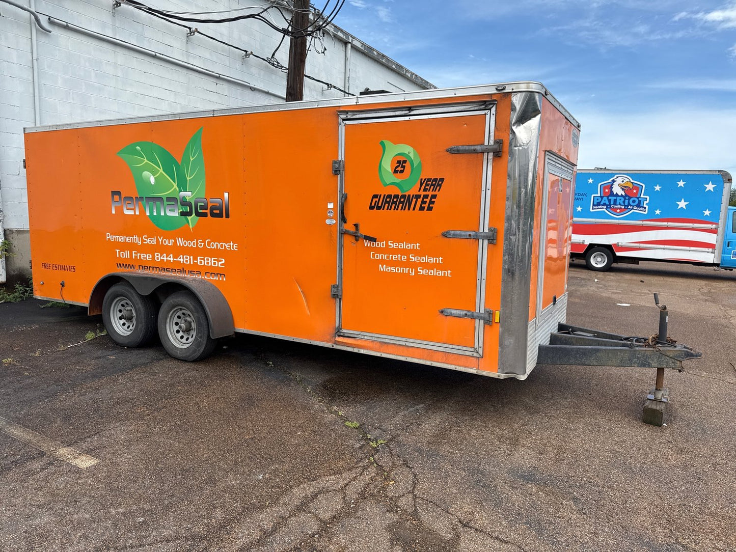 2019 FOREST RIVER TRAILER 20FT + PROFESSIONAL-GRADE DECK RESTORATION SYSTEM 20'